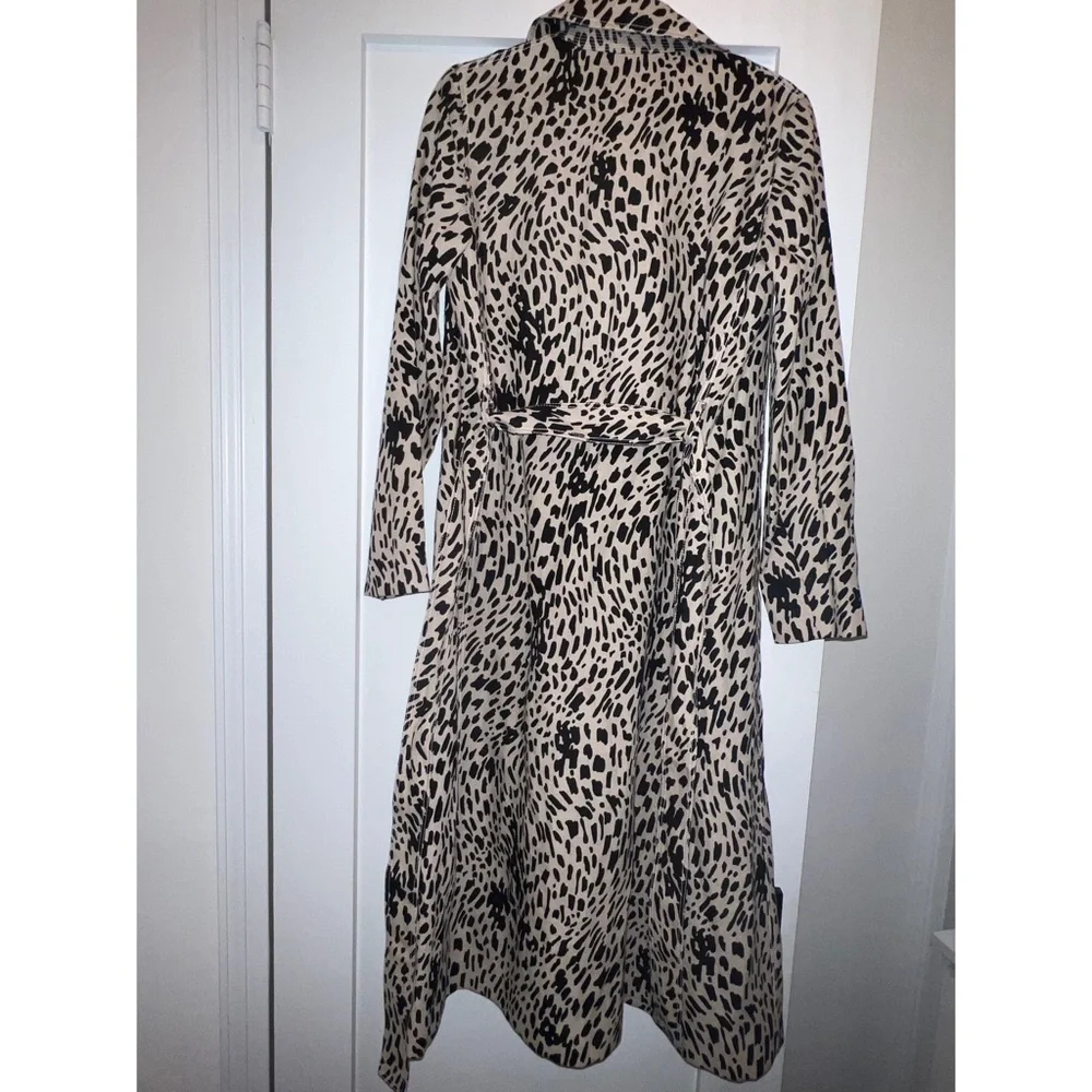 Lafayette 148 New York Leopard Printed Trench Coat - Picture 5 of 5